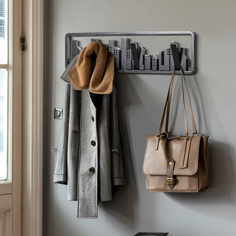 Porte-manteaux et porte-serviettes mural de 56,6 cm avec 4 patères rabattables — Bois Noir Silhouette de Ville