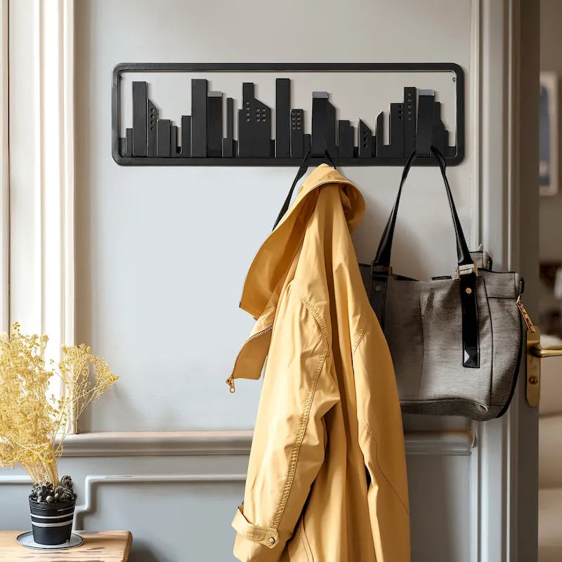 Porte-manteaux et porte-serviettes mural de 56,6 cm avec 4 patères rabattables — Bois Noir Silhouette de Ville